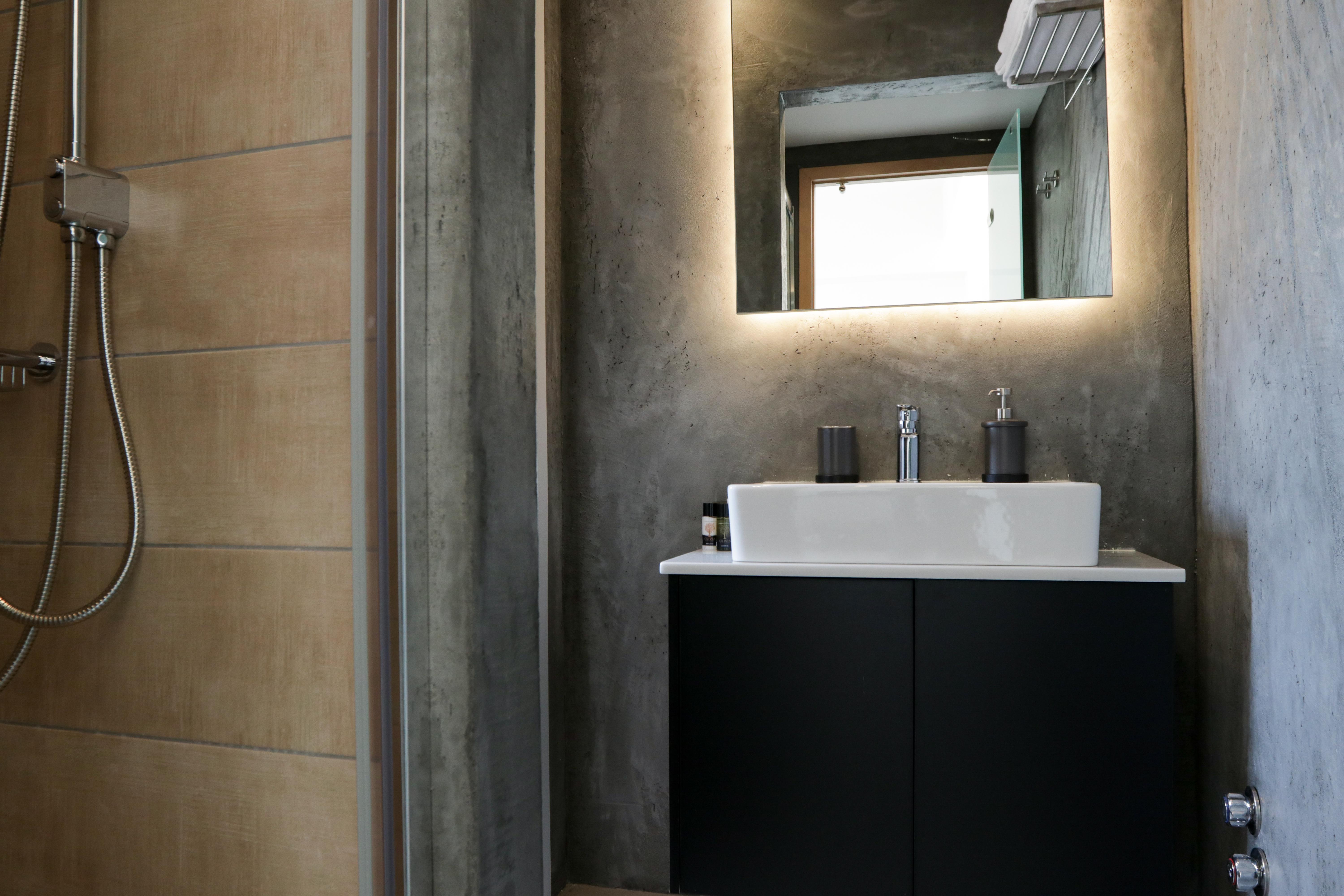 V36 Apartment